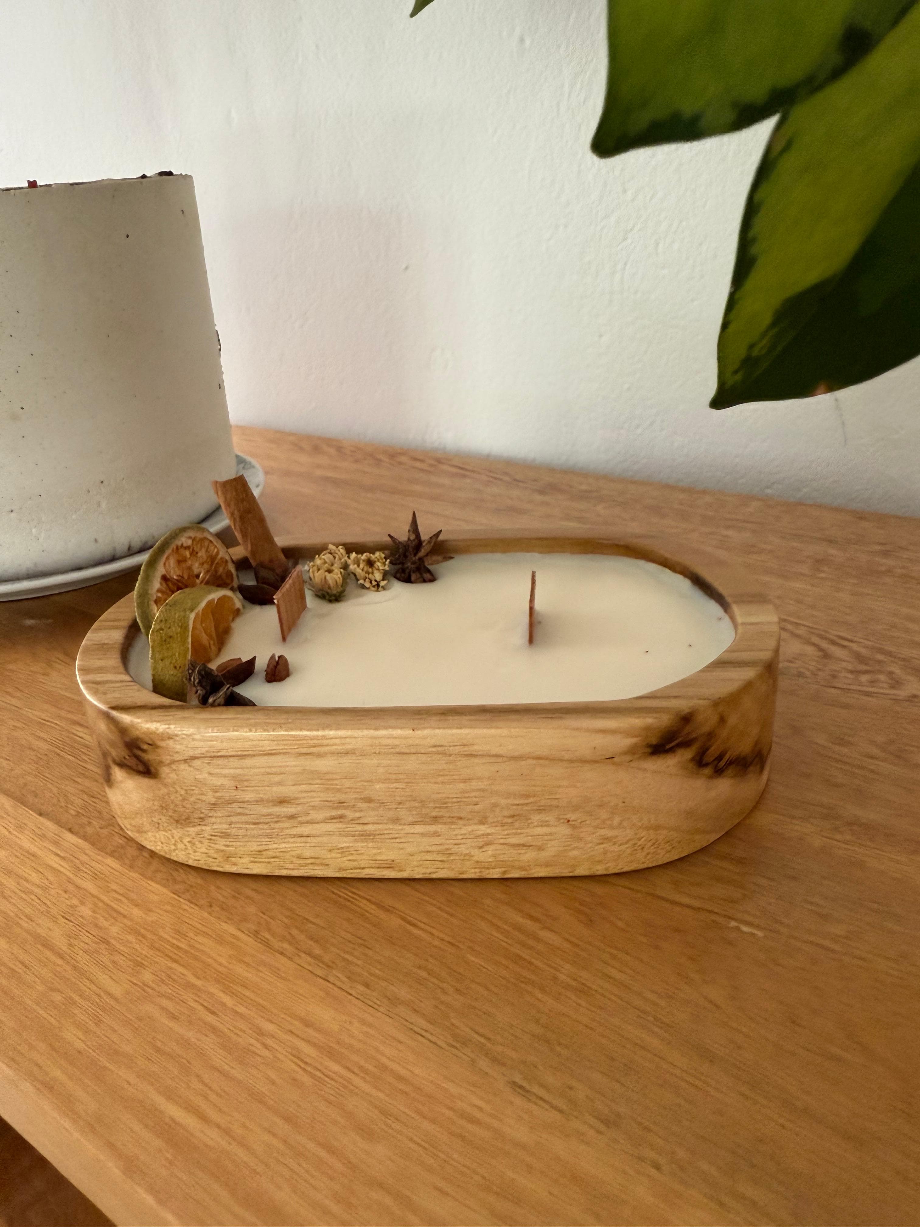Vela aromática, madera ovalado.